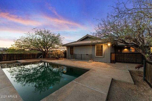 235 W Via Tortuga Drive, Wickenburg, AZ 85390