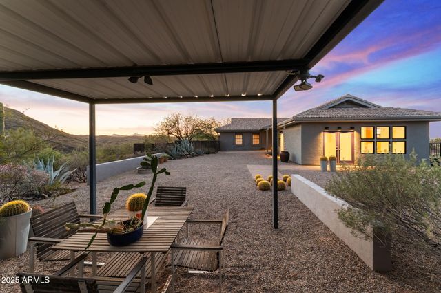 235 W Via Tortuga Drive, Wickenburg, AZ 85390