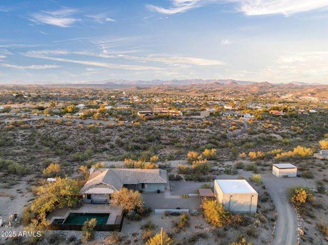 235 W Via Tortuga Drive, Wickenburg, AZ 85390