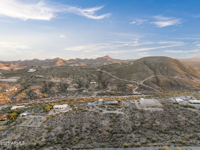 235 W Via Tortuga Drive, Wickenburg, AZ 85390