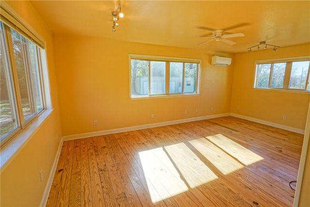 10713 County Road 446, Navasota, TX 77868