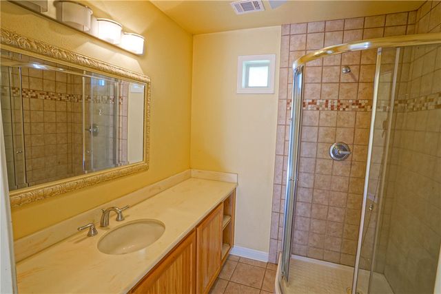 10713 County Road 446, Navasota, TX 77868