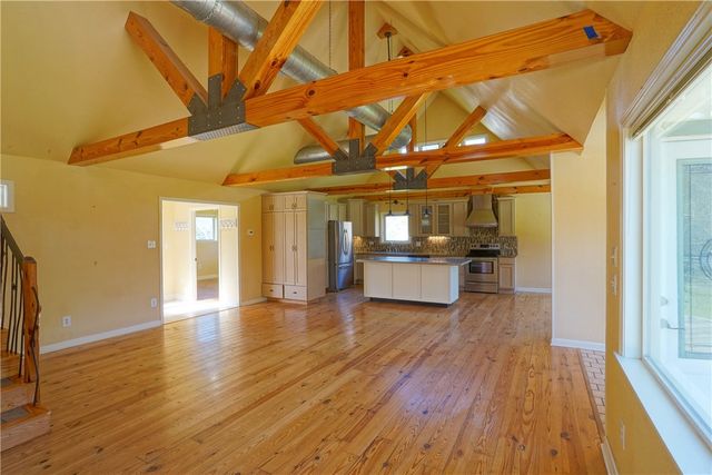 10713 County Road 446, Navasota, TX 77868