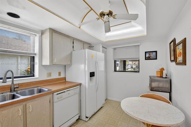 6310 Tall Cypress Cir, Green Acres, FL 33463