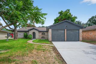 7635 Dawnridge Drive, Houston, TX 77071