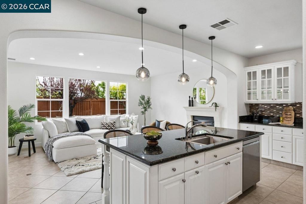 Image 14 of property listing at 3473 Cashmere Street, Danville, CA 94506