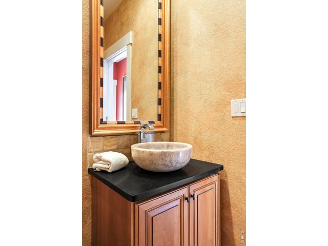 2040 Oak Ave, Boulder, CO 80304