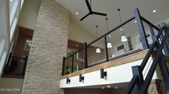 143 Hidden Lane, Lafollette, TN 37766