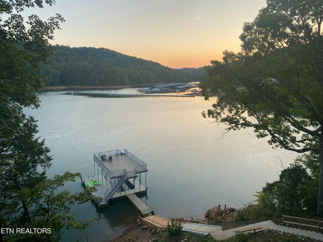 143 Hidden Lane, Lafollette, TN 37766