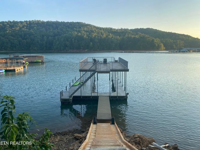 143 Hidden Lane, Lafollette, TN 37766