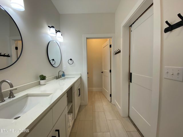 143 Hidden Lane, Lafollette, TN 37766