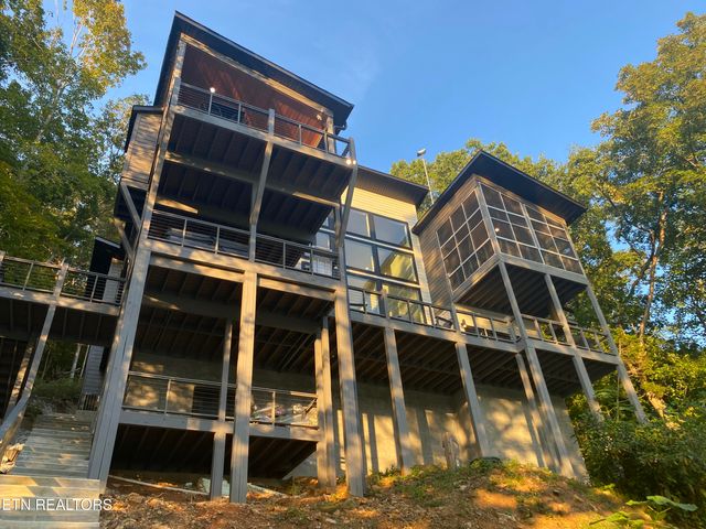 143 Hidden Lane, Lafollette, TN 37766