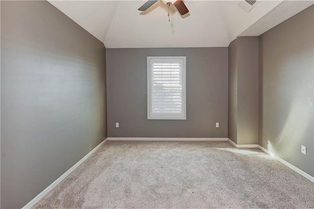 16627 S Lind Road, Olathe, KS 66062