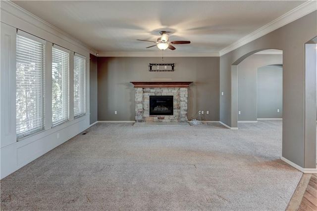 16627 S Lind Road, Olathe, KS 66062