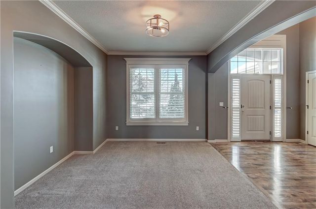 16627 S Lind Road, Olathe, KS 66062