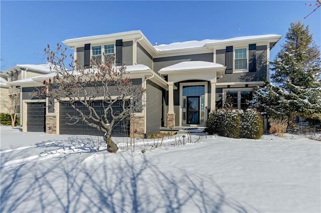 16627 S Lind Road, Olathe, KS 66062