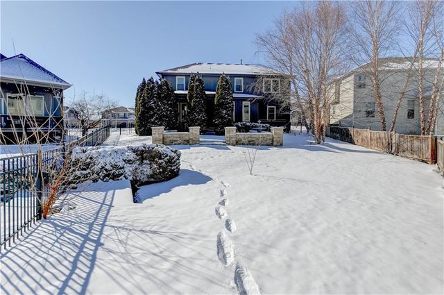 16627 S Lind Road, Olathe, KS 66062