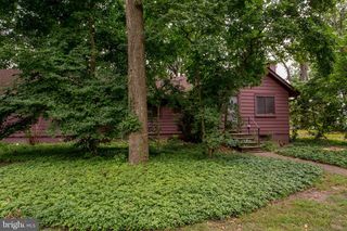 18 BRIDGE FOUR LANE, Pipersville, PA 18947