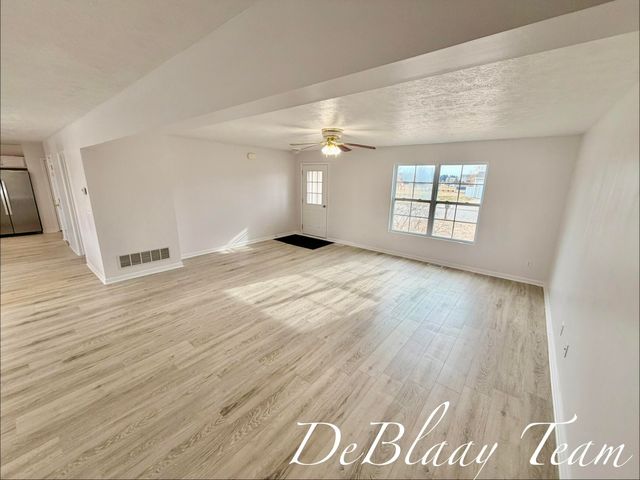 6873 Peninsula Drive Ne, Courtland Twp, MI 49341