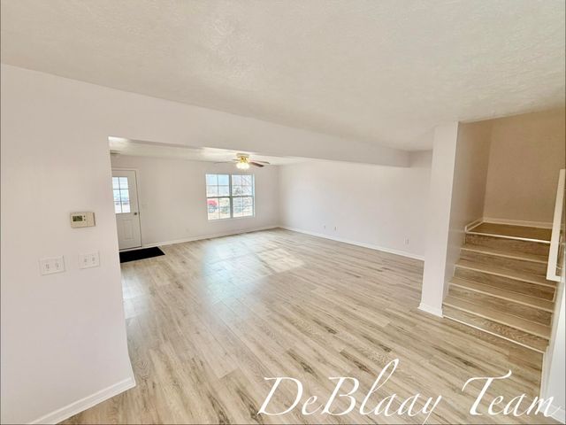 6873 Peninsula Drive Ne, Courtland Twp, MI 49341