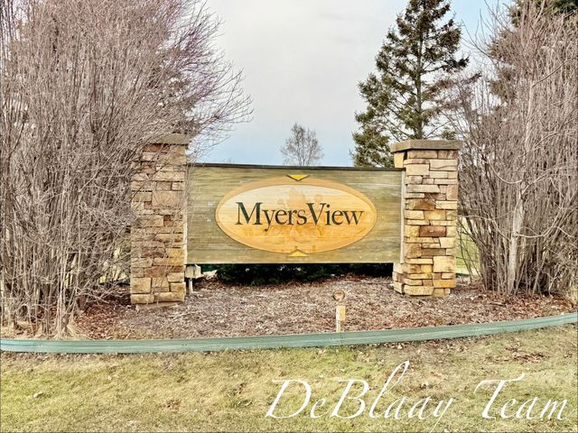 6873 Peninsula Drive Ne, Courtland Twp, MI 49341