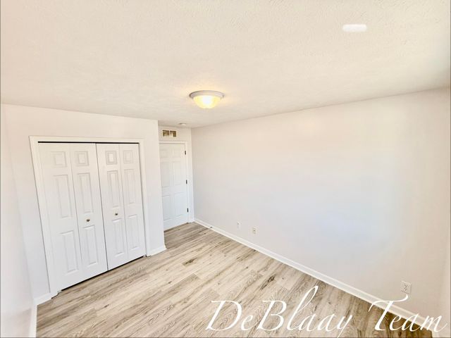 6873 Peninsula Drive Ne, Courtland Twp, MI 49341