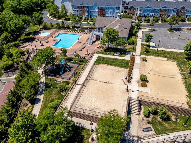 41 Rojewski Way, Parlin, NJ 08859