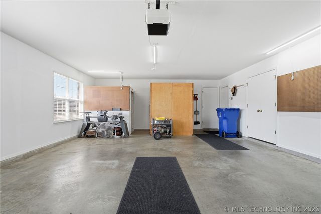 3005 N 15th Street, Broken Arrow, OK 74012