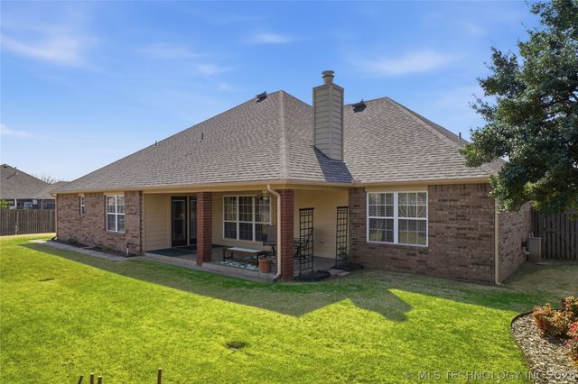 3005 N 15th Street, Broken Arrow, OK 74012