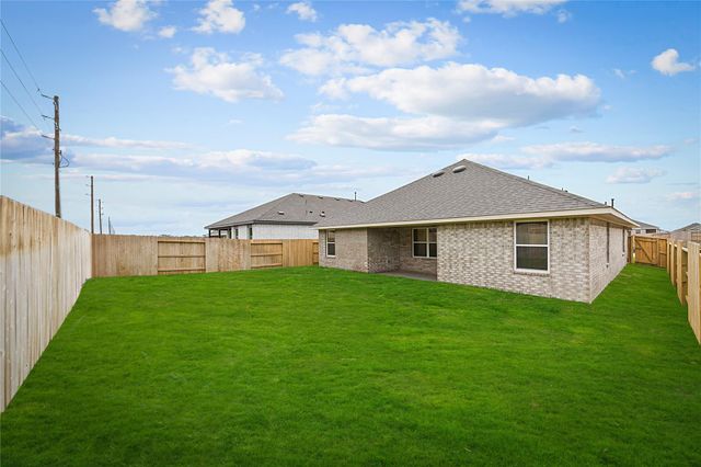 2087 Emerald Lake Trail, Dayton, TX 77535