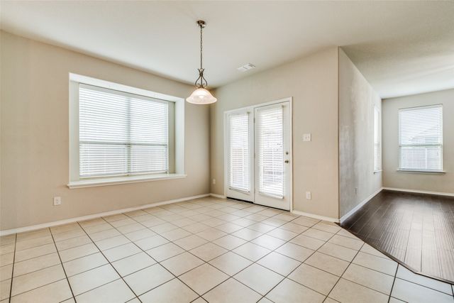 1900 Outpost Creek Lane, Aubrey, TX 76227