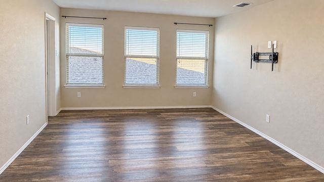 1900 Outpost Creek Lane, Aubrey, TX 76227