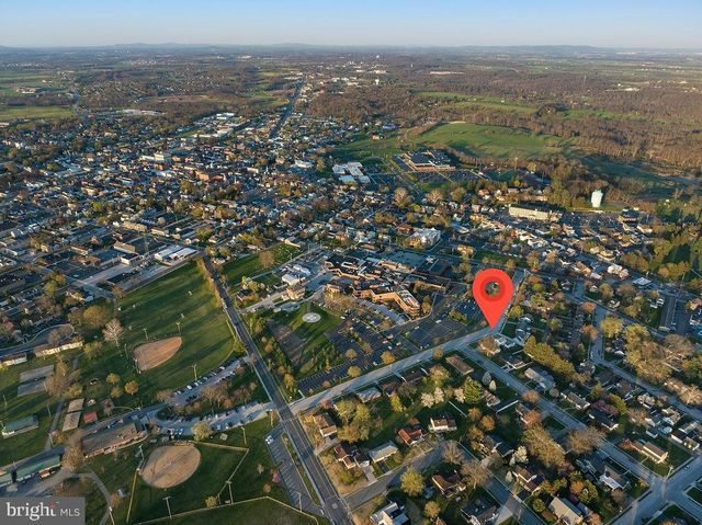 606 FAIRVIEW AVE, Gettysburg, PA 17325