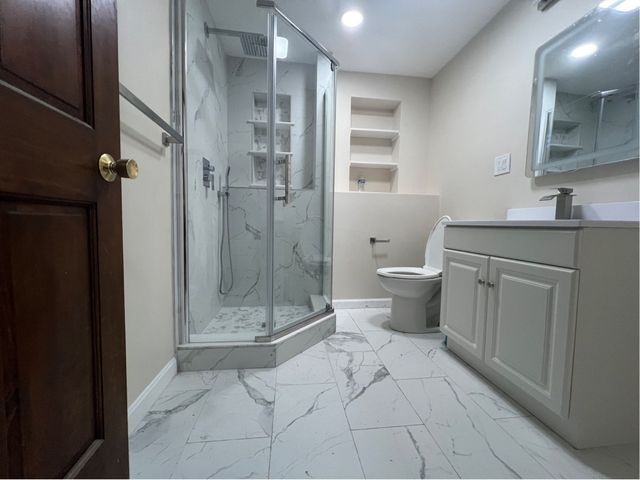 8 Birch Ln A, Shrewsbury, MA 01545