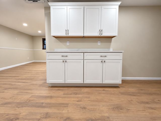 8 Birch Ln A, Shrewsbury, MA 01545