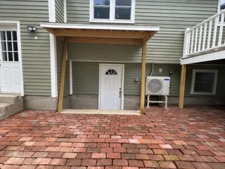 8 Birch Ln A, Shrewsbury, MA 01545