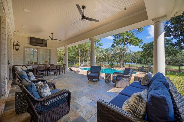 9318 Cove Dr., Myrtle Beach, SC 29572