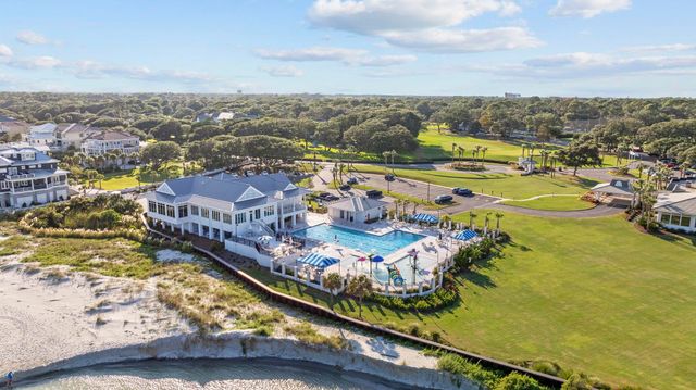 9318 Cove Dr., Myrtle Beach, SC 29572