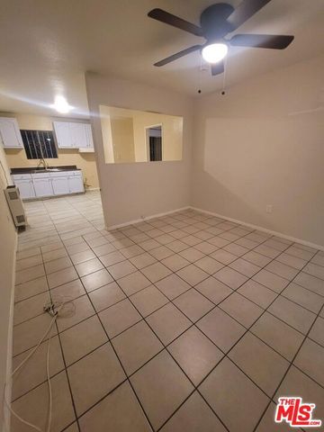 8111 S Main Street, Los Angeles, CA 90003