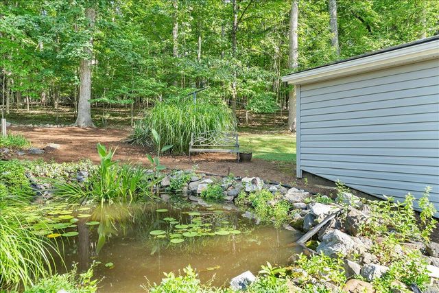 105 Windlass CT, Moneta, VA 24121