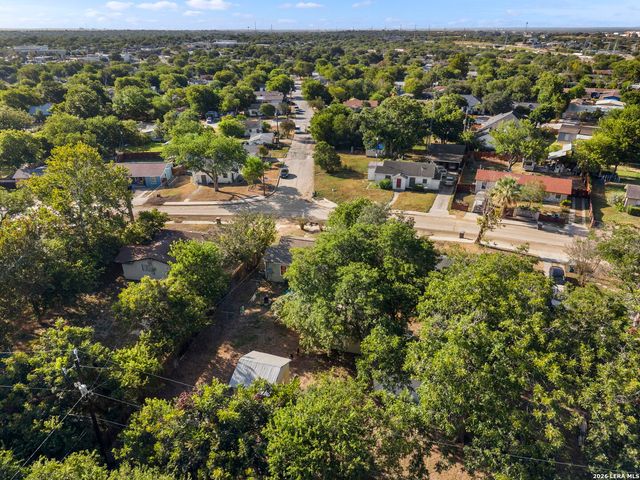 139 CRAVENS AVE, San Antonio, TX 78223