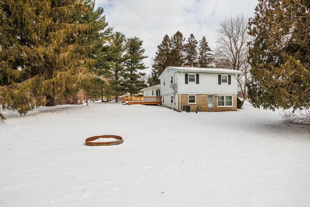12293 Beadle Lake Road, Emmett Twp, MI 49014