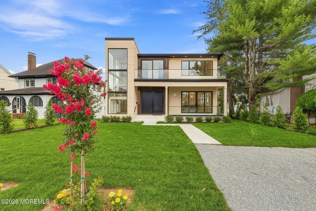 5 Royal Place, Long Branch, NJ 07740