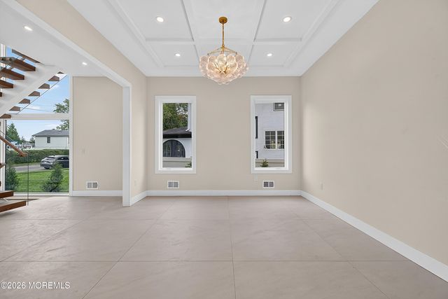 5 Royal Place, Long Branch, NJ 07740