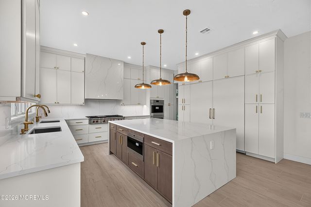 5 Royal Place, Long Branch, NJ 07740