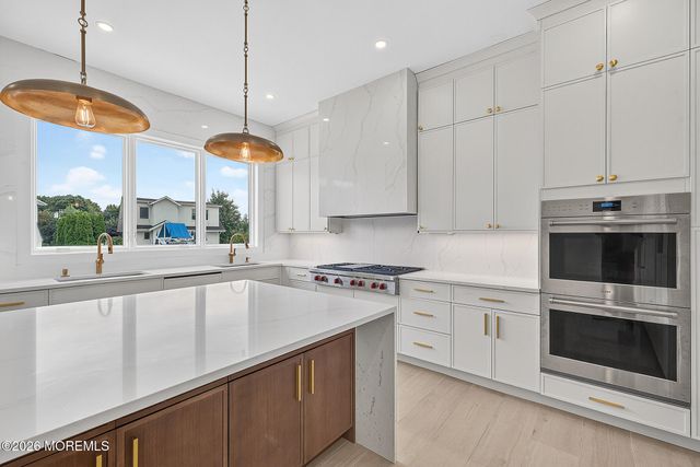 5 Royal Place, Long Branch, NJ 07740