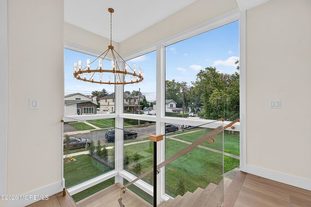 5 Royal Place, Long Branch, NJ 07740