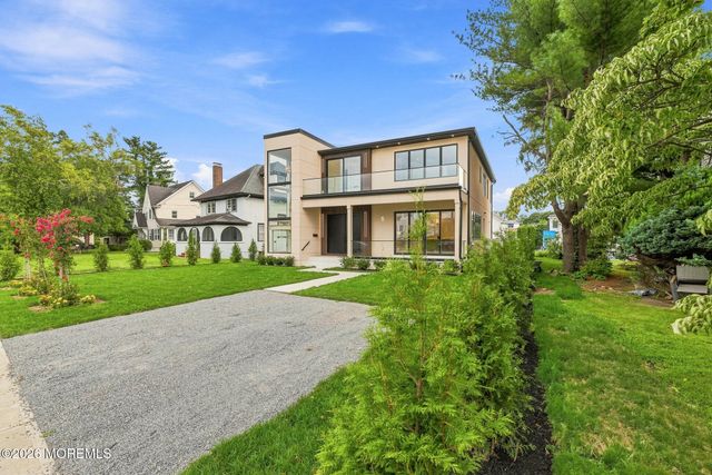 5 Royal Place, Long Branch, NJ 07740