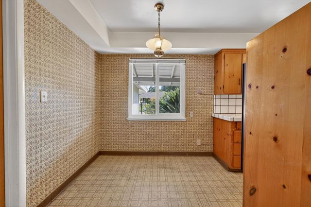 4274 Warren Ave, Sacramento, CA 95822