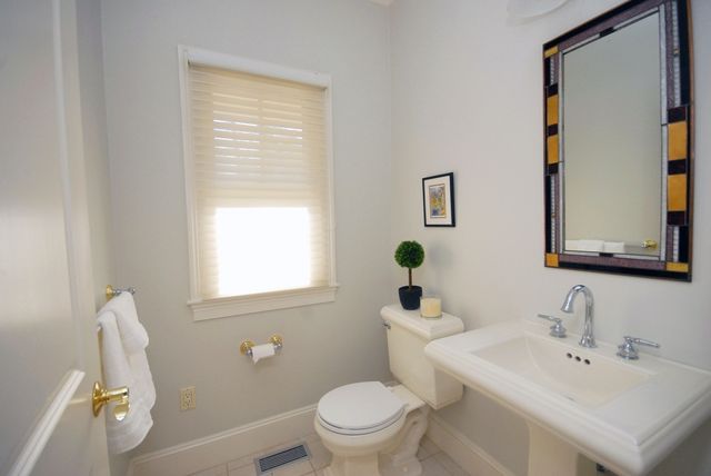 96 Forest Ridge Rd 96, Concord, MA 01742